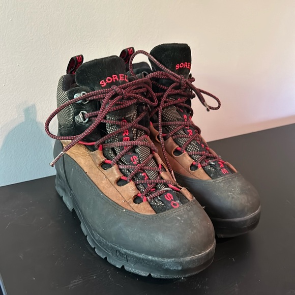 Sorel Vintage Brown Boots Size 9 - Picture 2 of 8